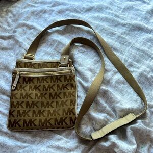 vintage Mk shoulder bag!